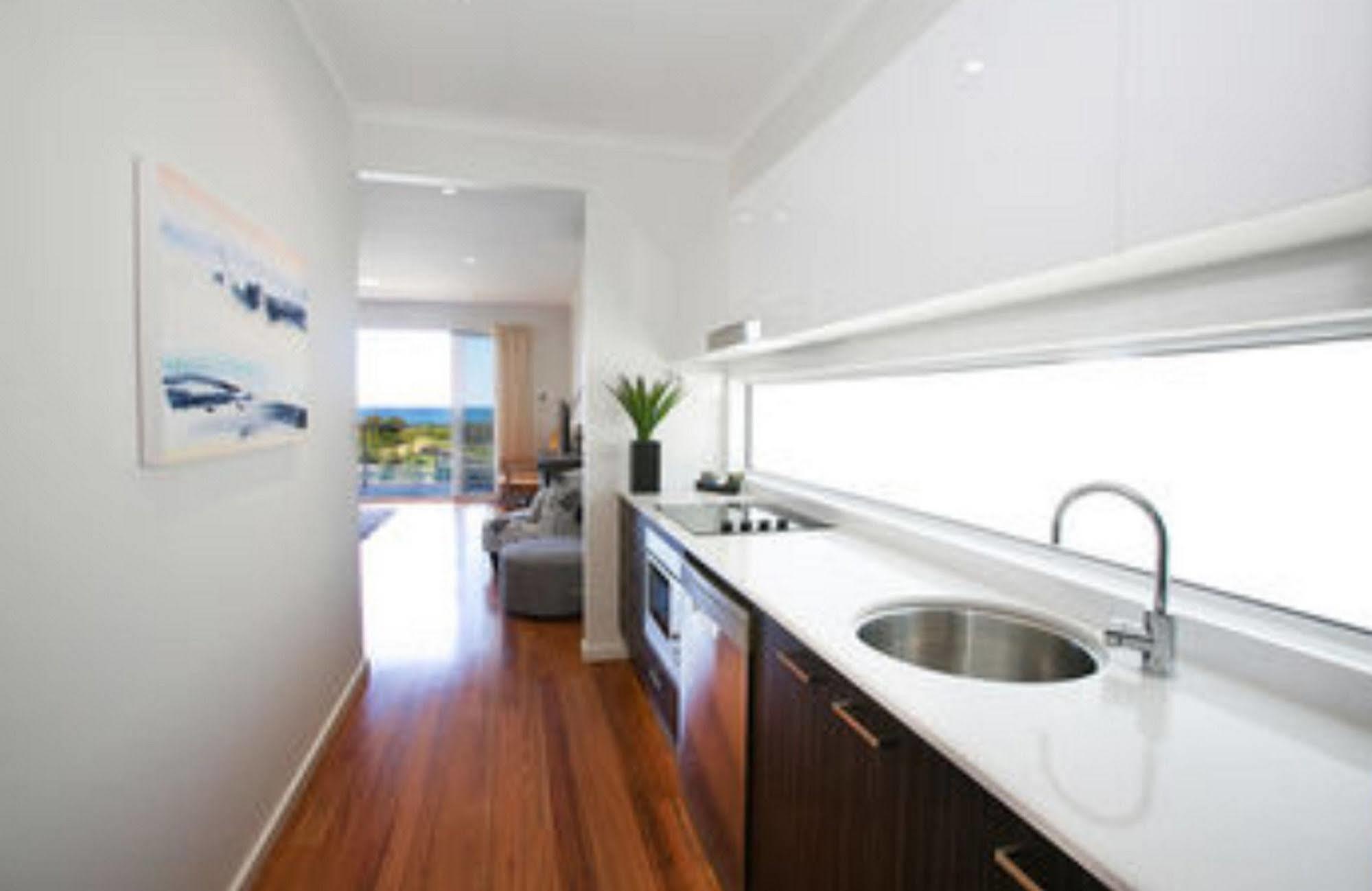Caves Coastal Bar&Bungalows Caves Beach Exterior foto