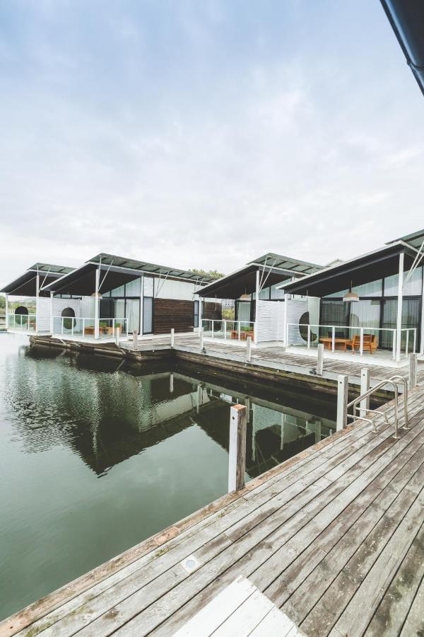 Caves Coastal Bar&Bungalows Caves Beach Exterior foto